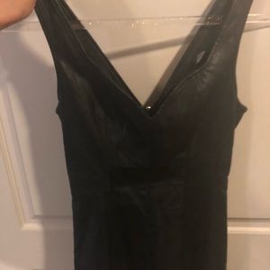 Beautiful black leather fitted v-neck dress sz xs